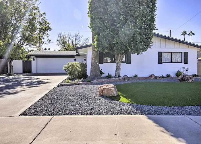 Families Welcome! Gem W/ Pool & Jacuzzi *